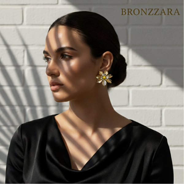 ÇİÇEK FİGÜRLÜ  ÇELİK  KÜPE