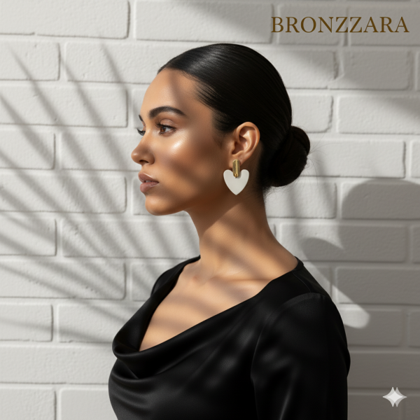 ÇİFT RENK KALP DETAY PLAKA KÜPE