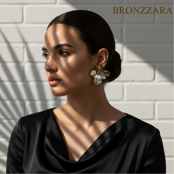 ÇELİK SALLANTILI ÇİÇEK KÜPE