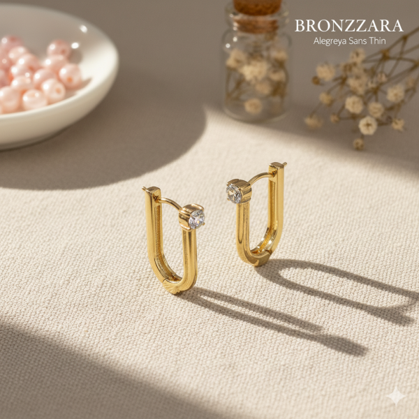 TEK TAŞ DETAY U HALKA KÜPE