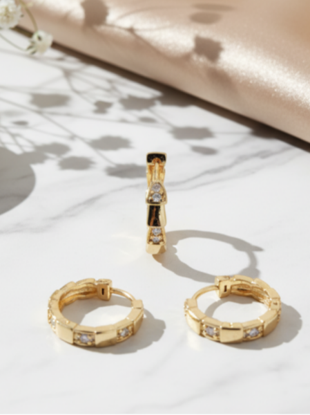 3'LÜ YILAN TAŞLI  HALKA KÜPE