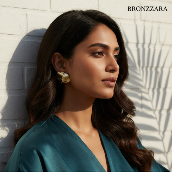 SARMAL ÇİVİLİ KÜPE