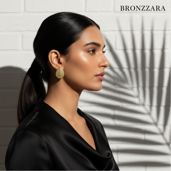 DAMLA DESENLİ ÇİVİ KÜPE