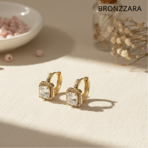 BAGET TAŞLI HALKA KÜPE