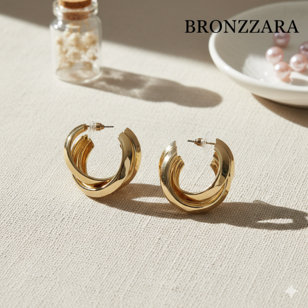 ÜÇGEN FORM SARMAL ÇİVİLİ HALKA KÜPE