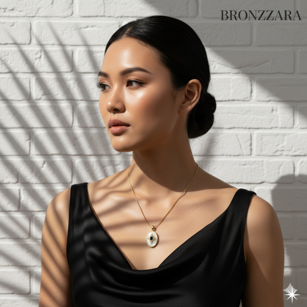 ÇELİK MİNELİ BAGET TAŞ DETAY KOLYE