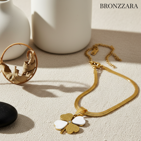 ÇELİK SEDEF TAŞLI CHARM YONCA KOLYE